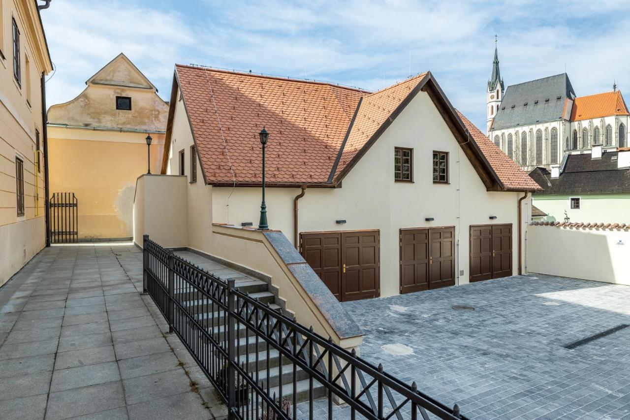 Residence Wurmfeld - Rodinny Apartman S 3 Loznicemi เชสกี้ครุมลอฟ ภายนอก รูปภาพ