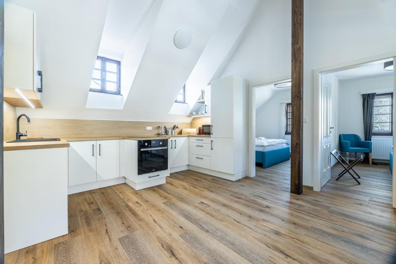Residence Wurmfeld - Rodinny Apartman S 3 Loznicemi เชสกี้ครุมลอฟ ภายนอก รูปภาพ